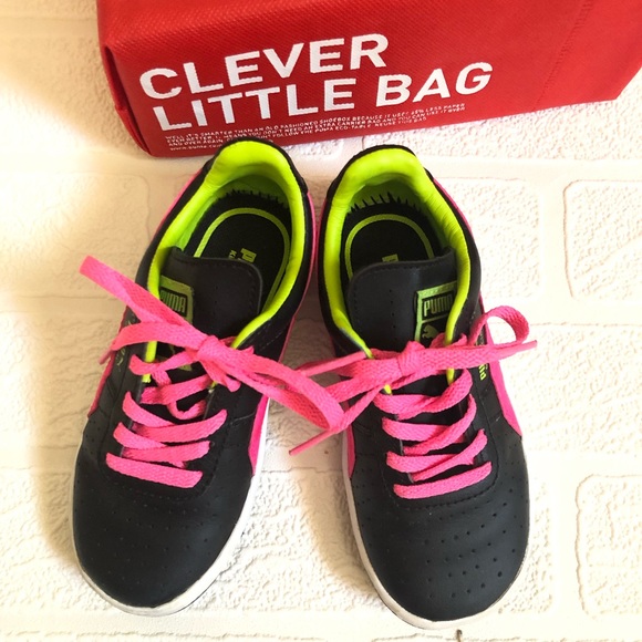 Puma Neon & Black Sneakers - Picture 4 of 5